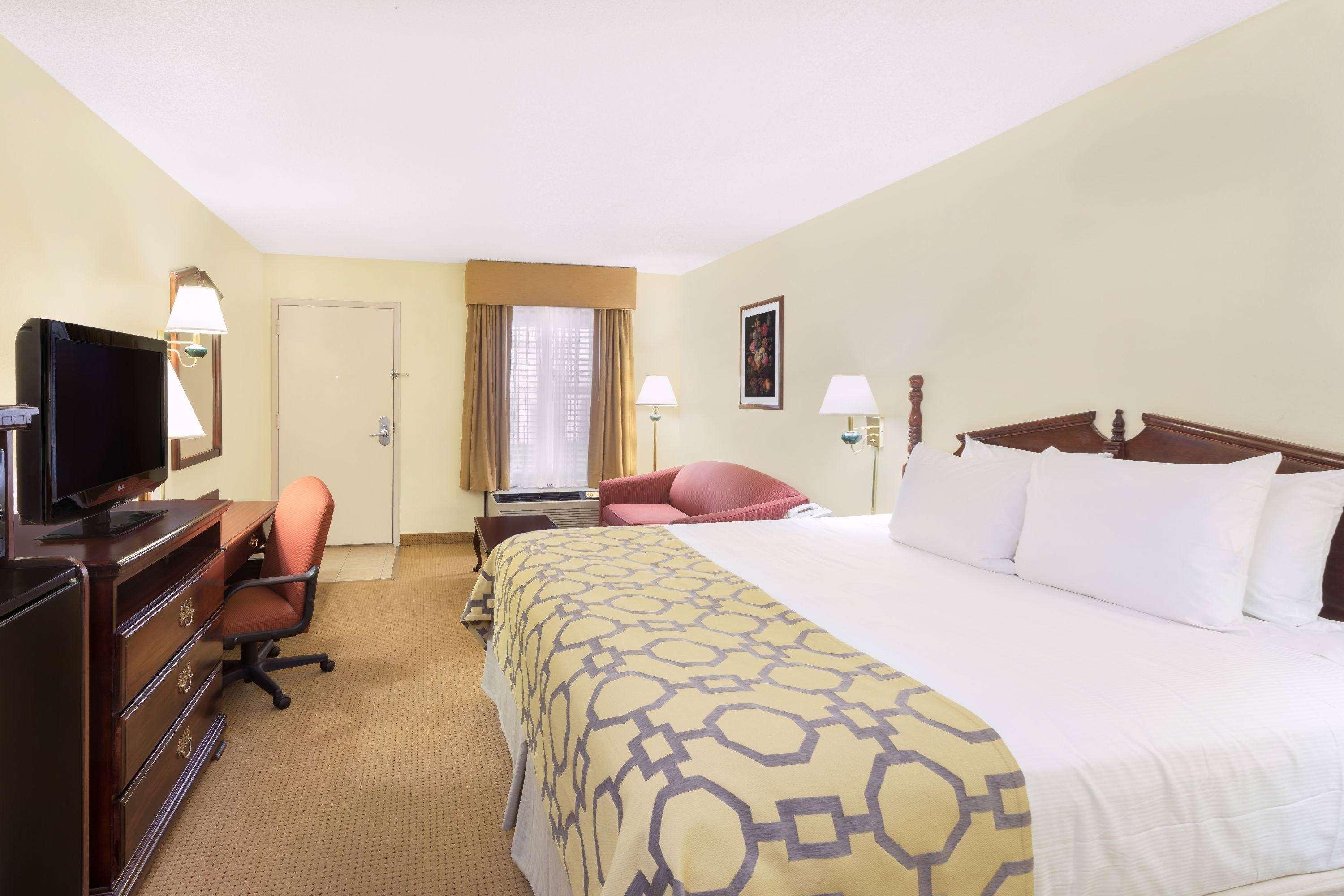 Hotel Baymont By Wyndham Griffin Extérieur photo
