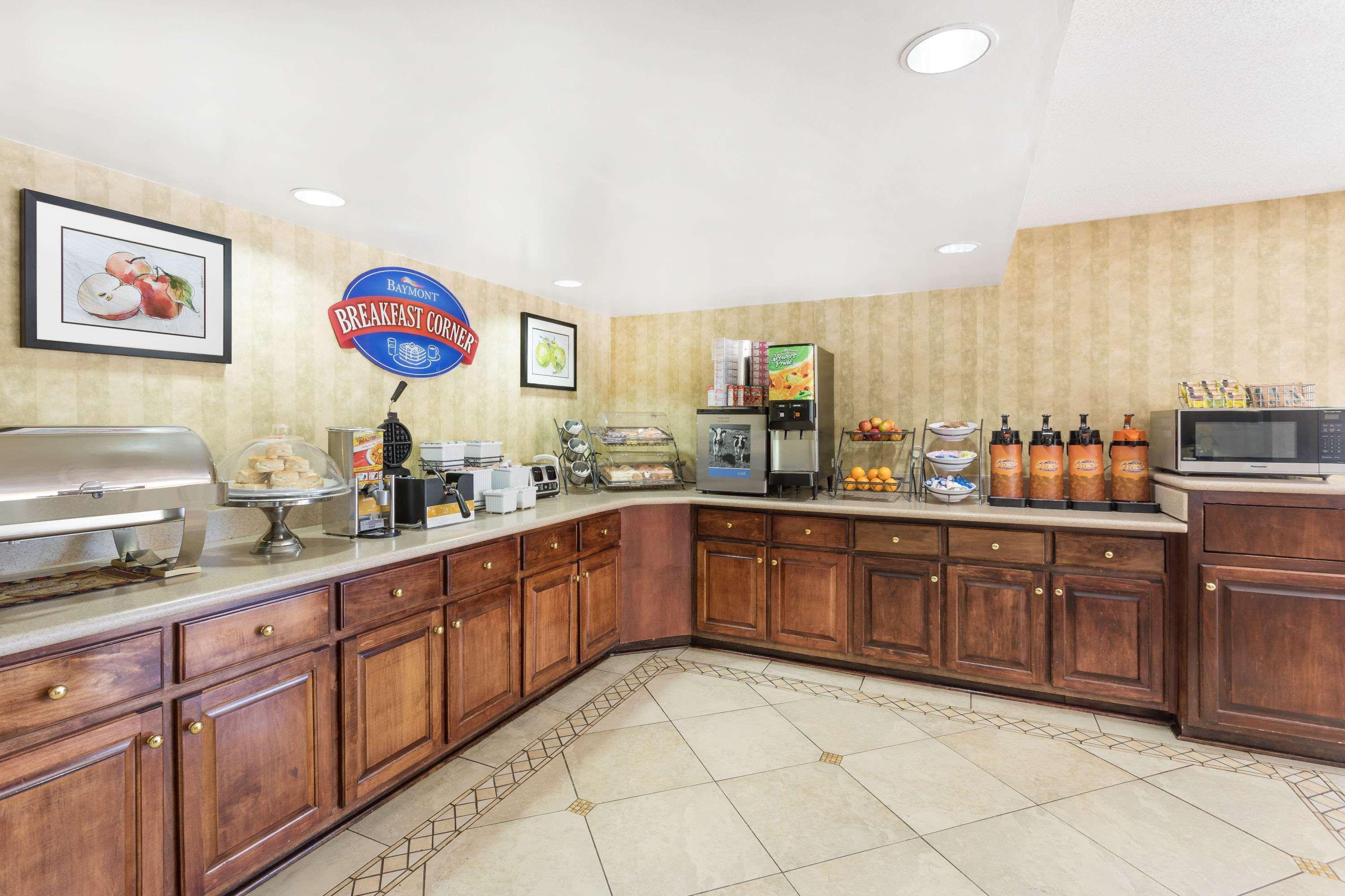 Hotel Baymont By Wyndham Griffin Extérieur photo