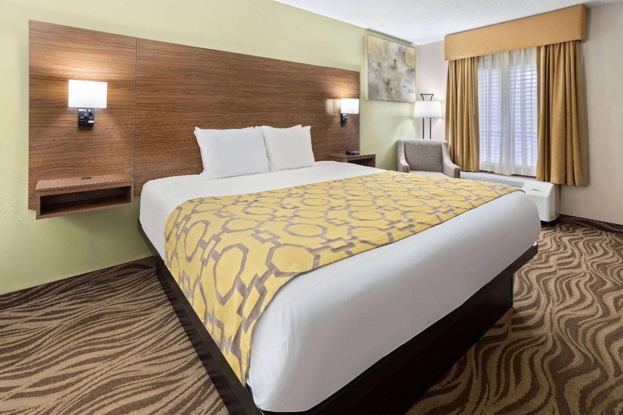 Hotel Baymont By Wyndham Griffin Extérieur photo